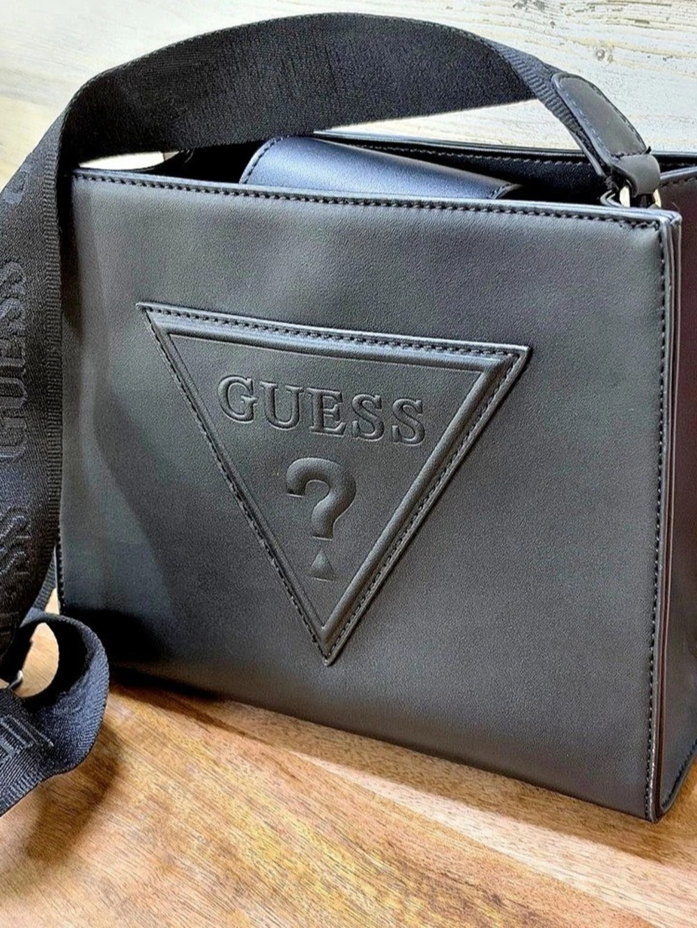 GUESS Black Logo Crossbody Bag